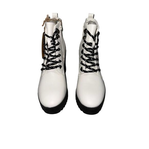 NIB! Seven7 Footwear Off White Flatiron Platform Ankle Boot - Size 9 - Picture 6 of 9